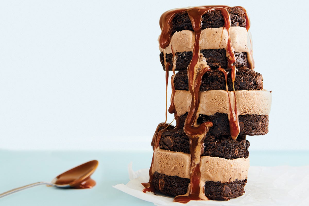 caramel macchiato Ice Cream sandwiches via @kingarthurflour