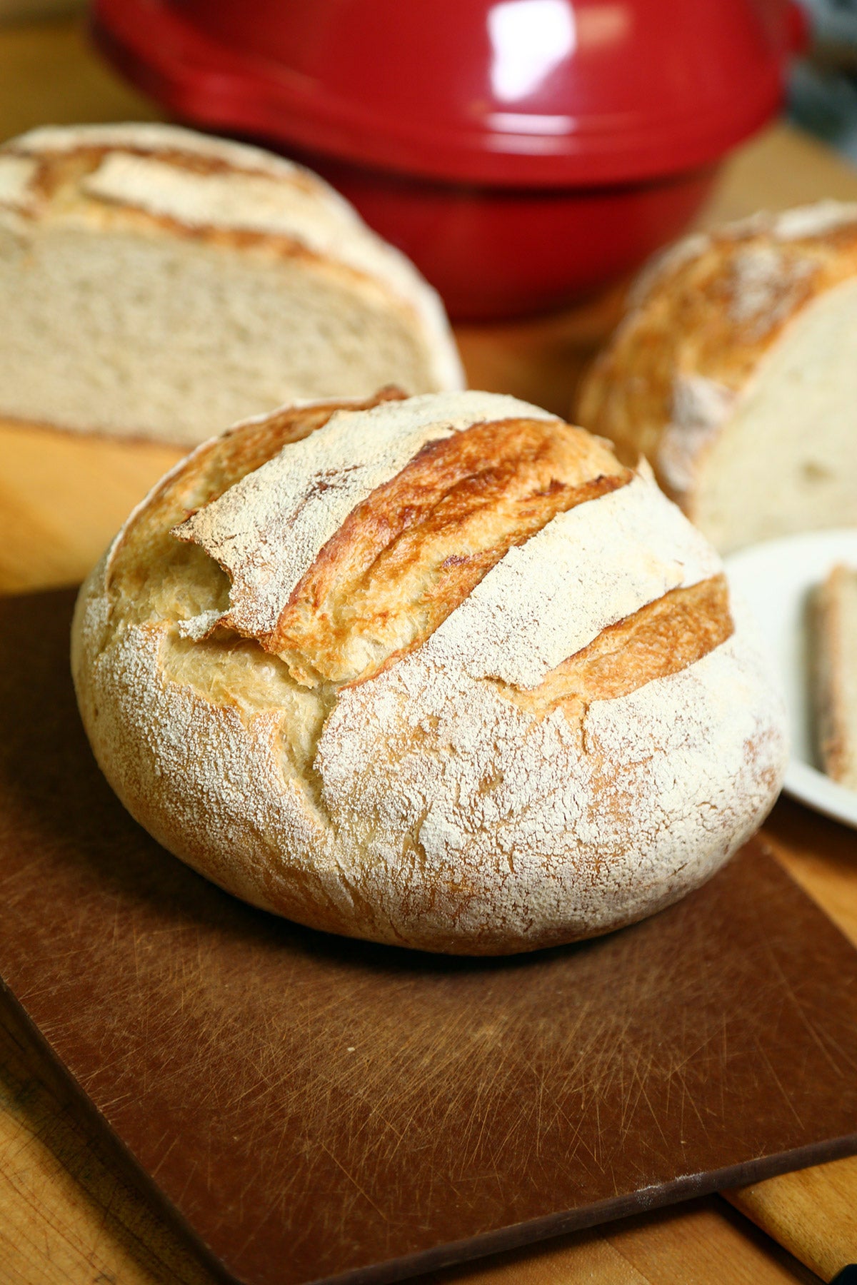 Baking in a cold Dutch oven via @kingarthurflour