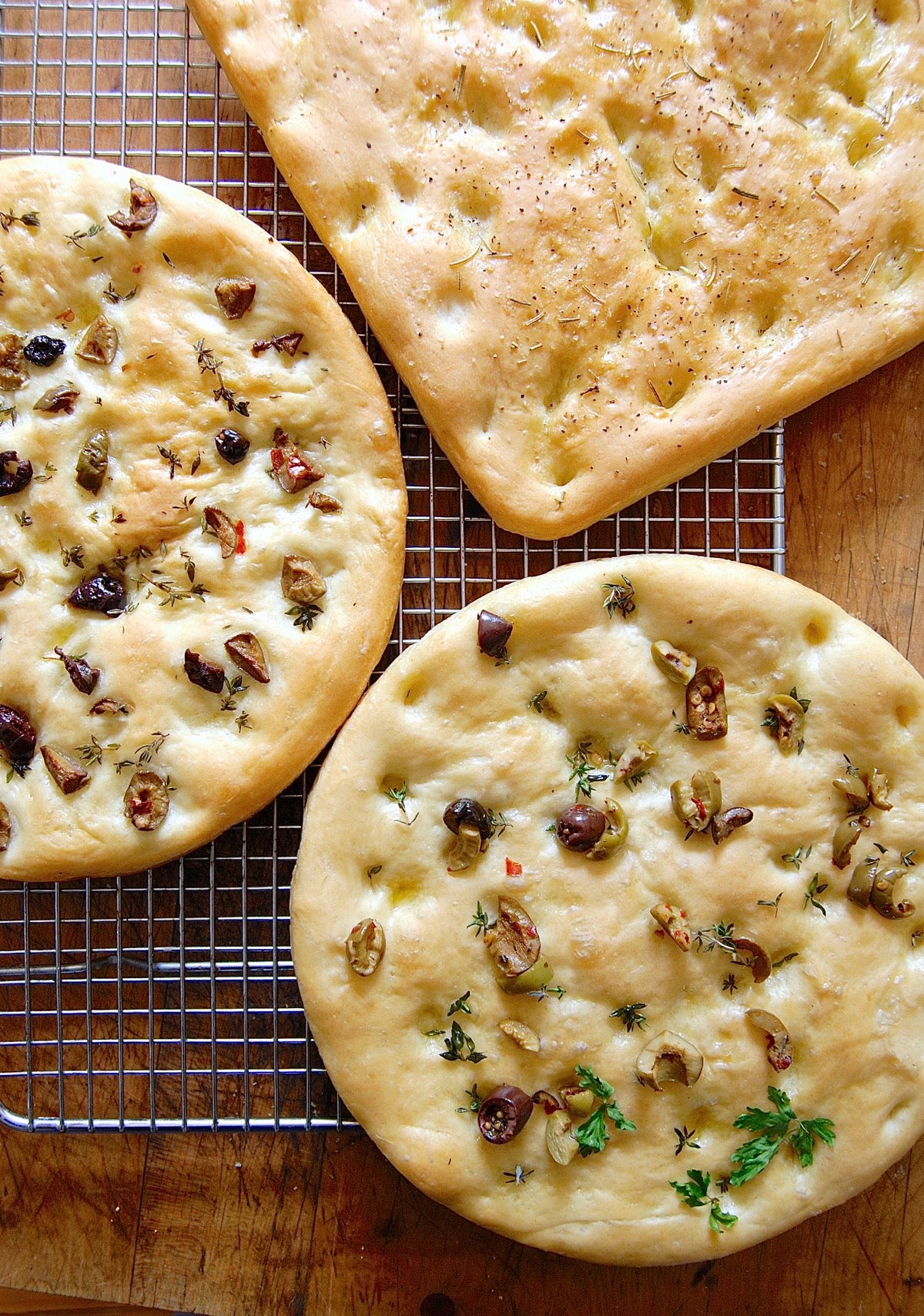 Golden Focaccia Bakealong via @kingarthurflour