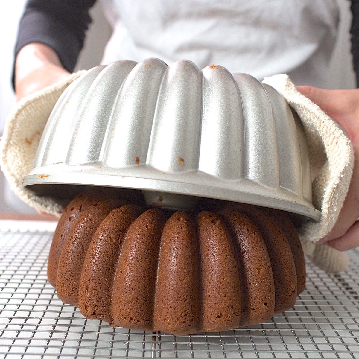 Chai-Spiced Bundt Cake via @kingarthurflour