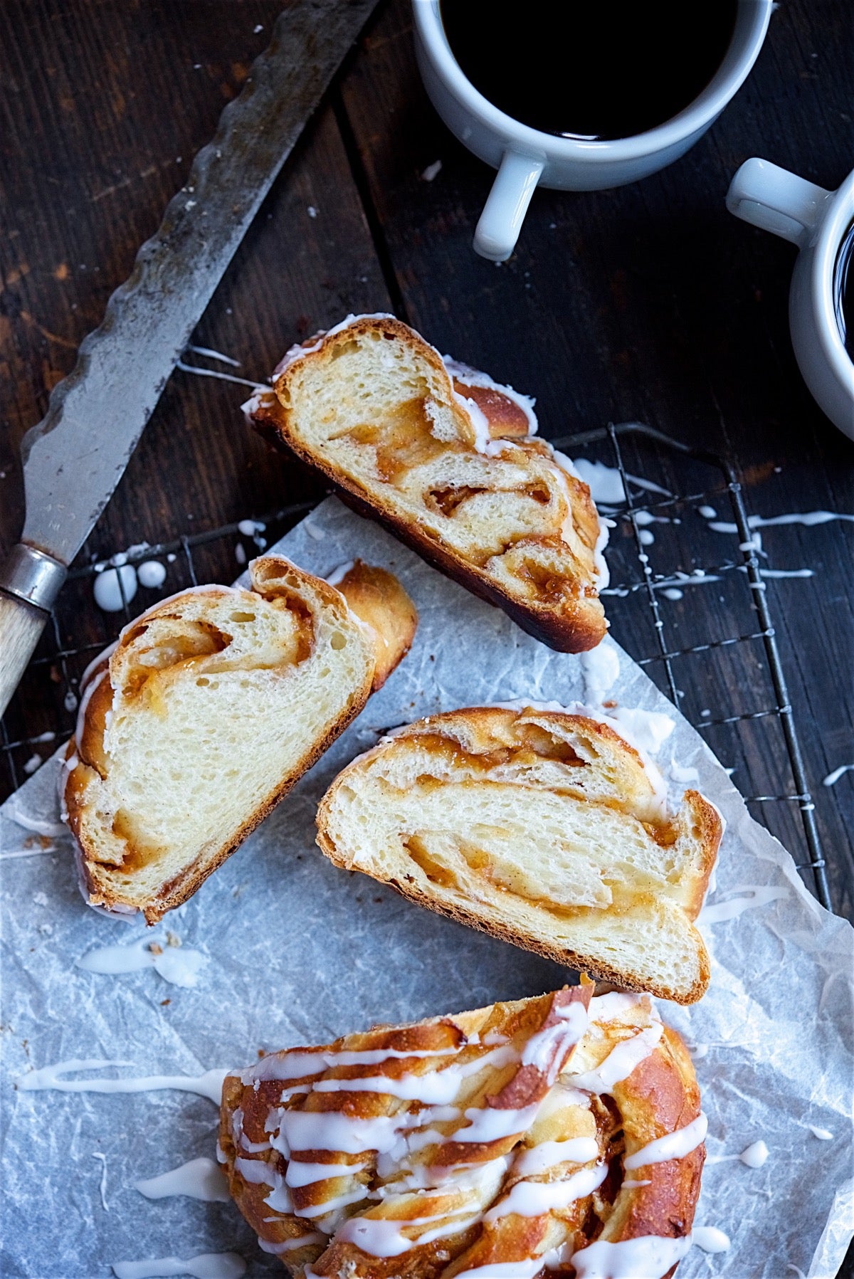 Cinnamon-Apple Twist Bread Bakealong via @kingarthurflour