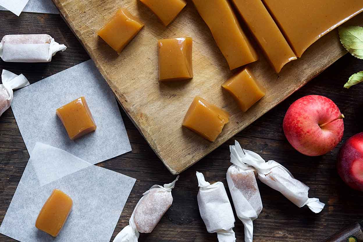 Apple Cider Caramels via @kingarthurflour