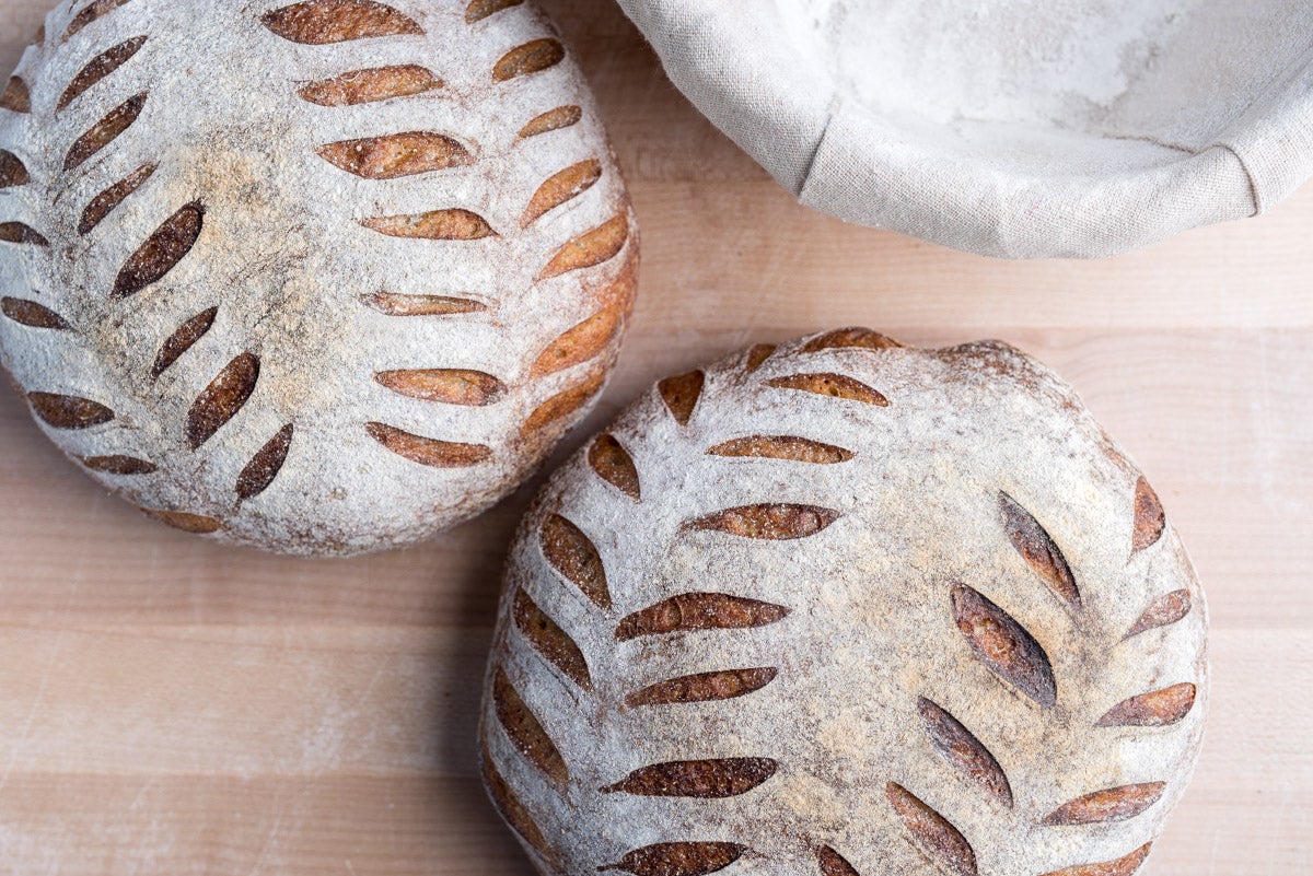 Decorative Cuts via @kingarthurflour