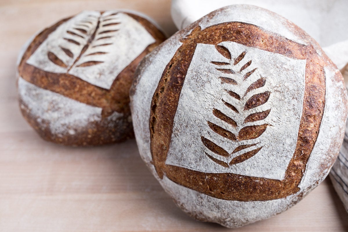 Decorative Cuts via @kingarthurflour