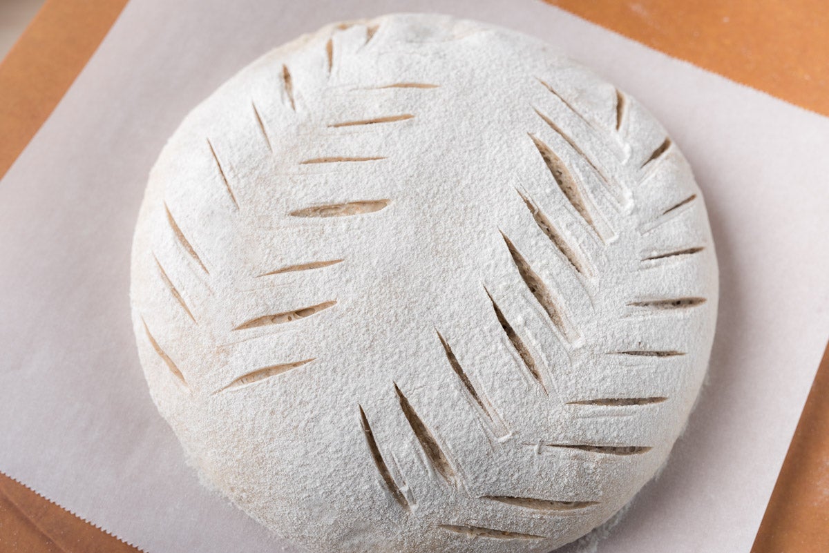 Decorative Cuts via @kingarthurflour