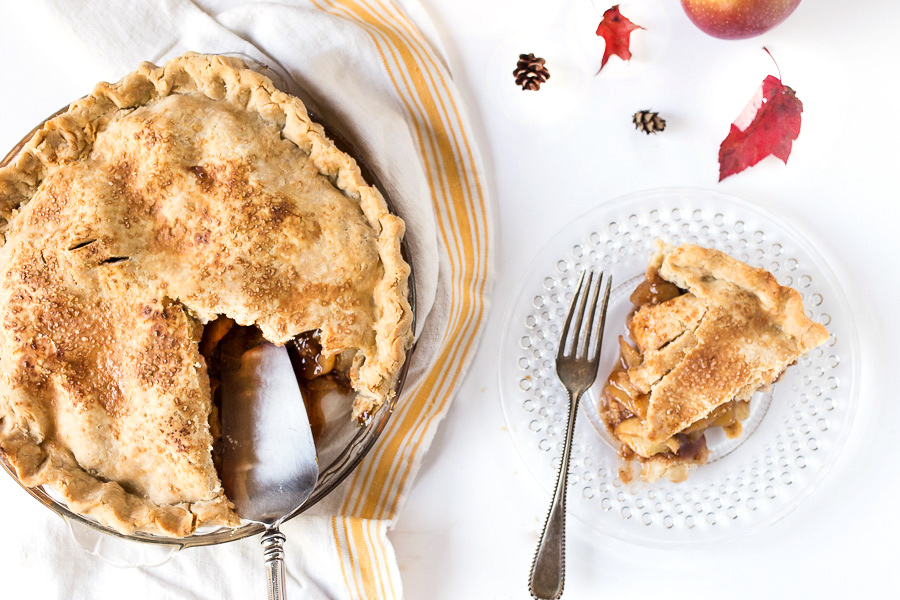 Classic Gluten-Free Double Pie Crust with an Apple Filling via @kingarthurflour
