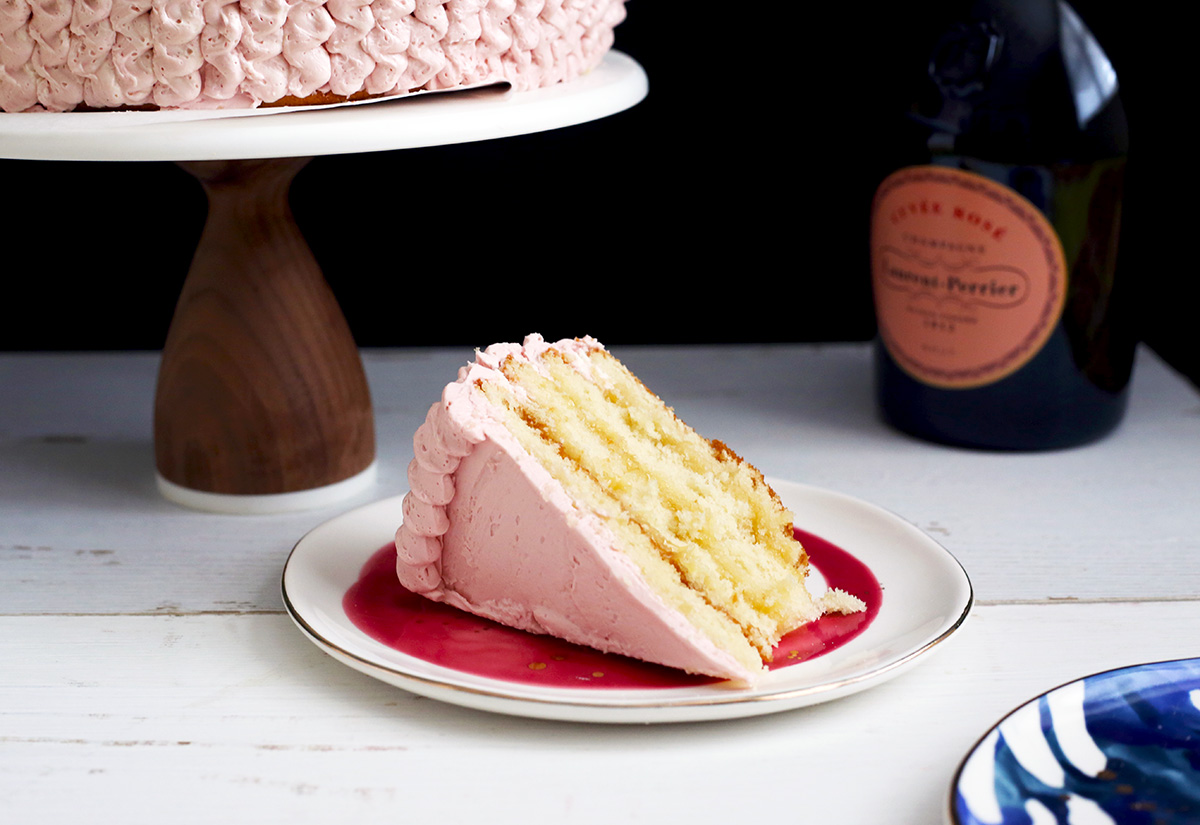 Cosmopolitan cake via @kingarthurflour