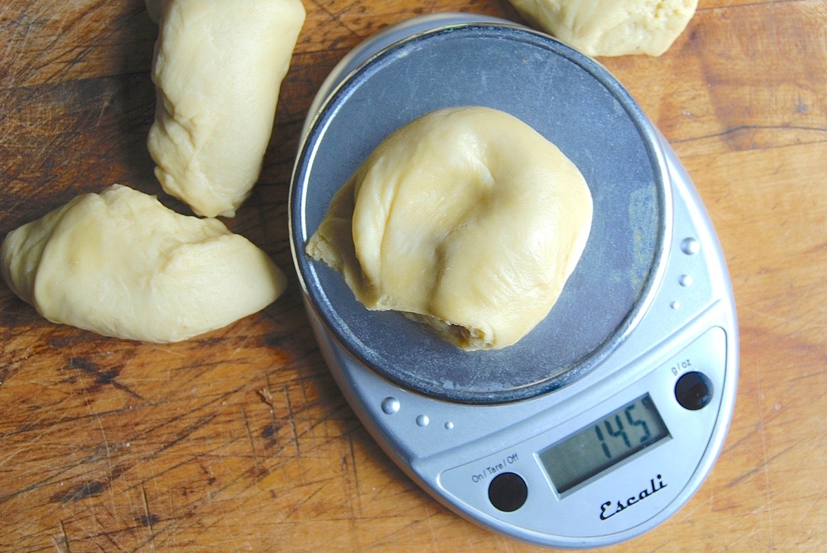 Classic Challah Bakealong via @kingarthurflour