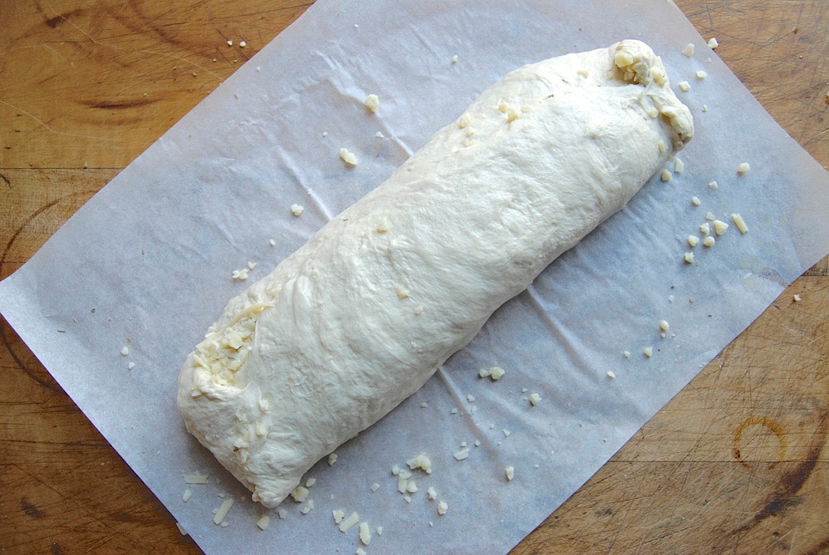 Gruyere-Stuffed Crusty Loaves Bakealong via @kingarthurflour