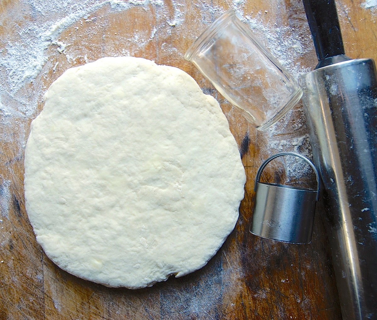 How to make high-rising biscuits via @kingarthurflour