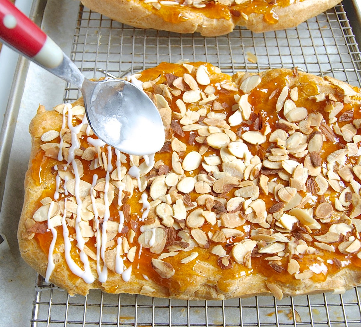 Almond Puff Loaf Bakealong via @kingarthurflour