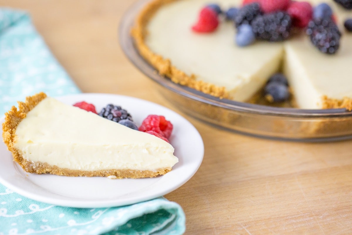 Easy Cheesecake via @kingarthurflour