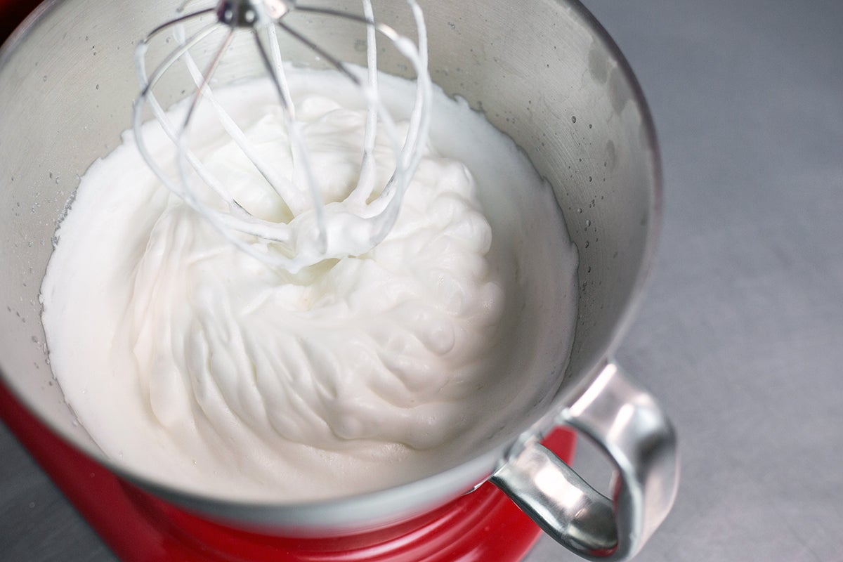 buttercream frosting via @kingarthurflour