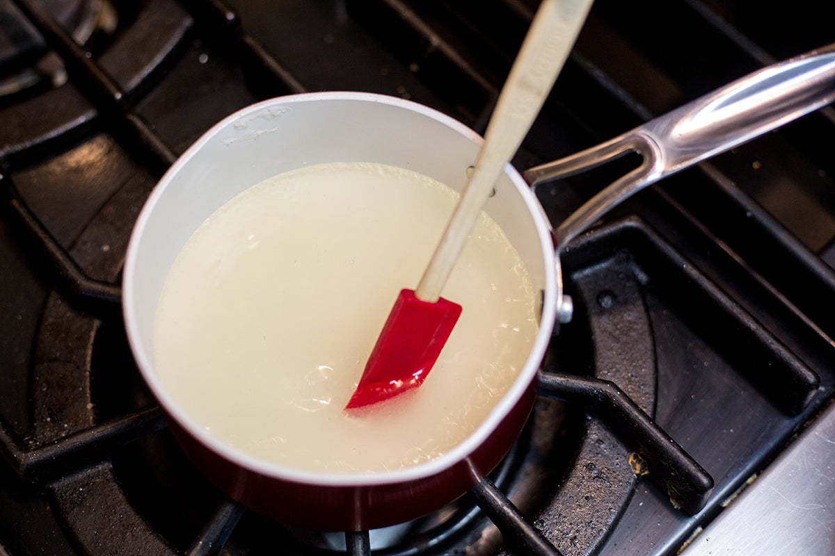 buttercream frosting via @kingarthurflour