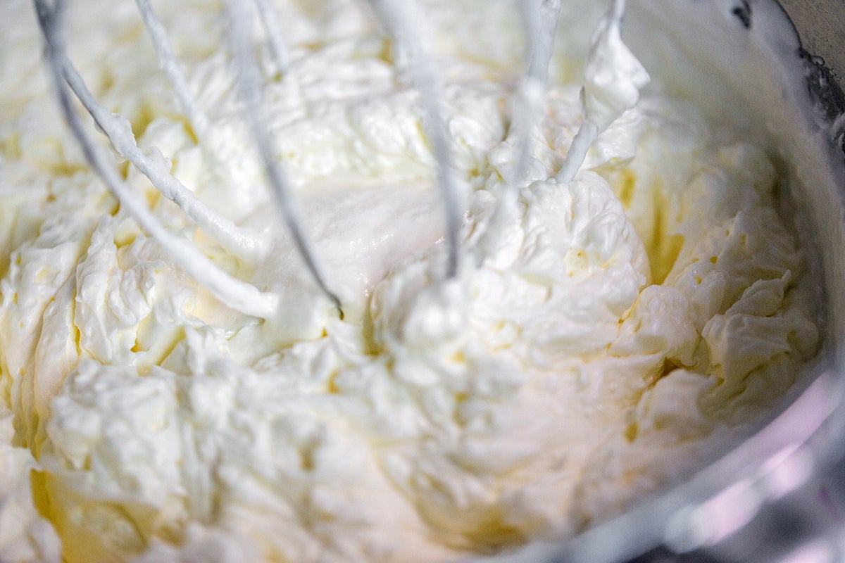 buttercream frosting via @kingarthurflour