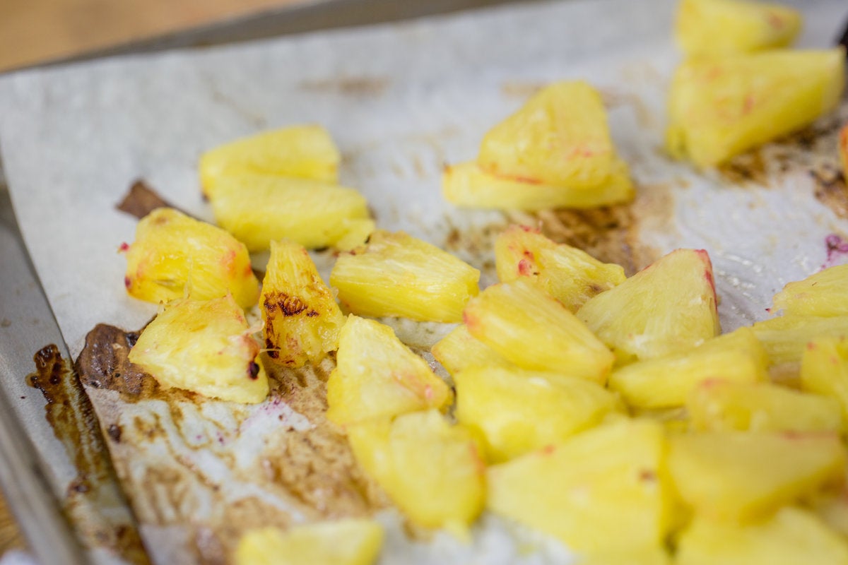 Grilling and Roasting Fruit via @kingarthurflour