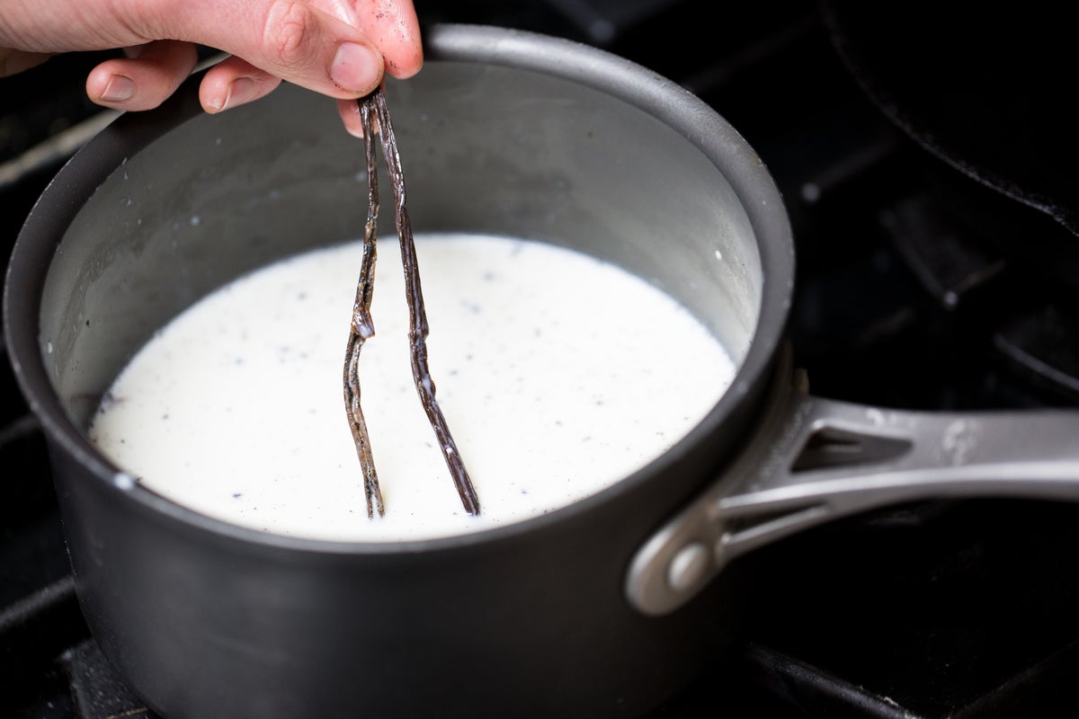 How to make pastry cream via @kingarthurflour