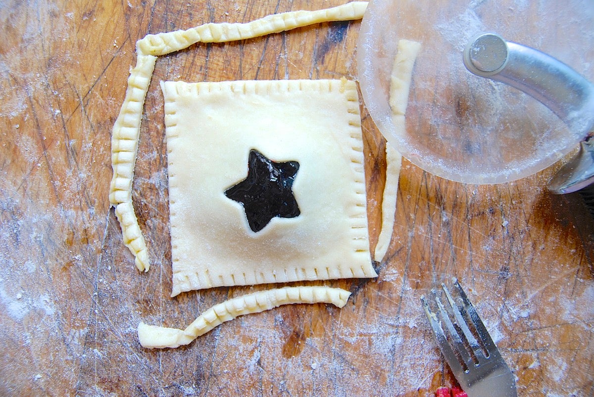 Return of Hand Pies via @kingarthurflour