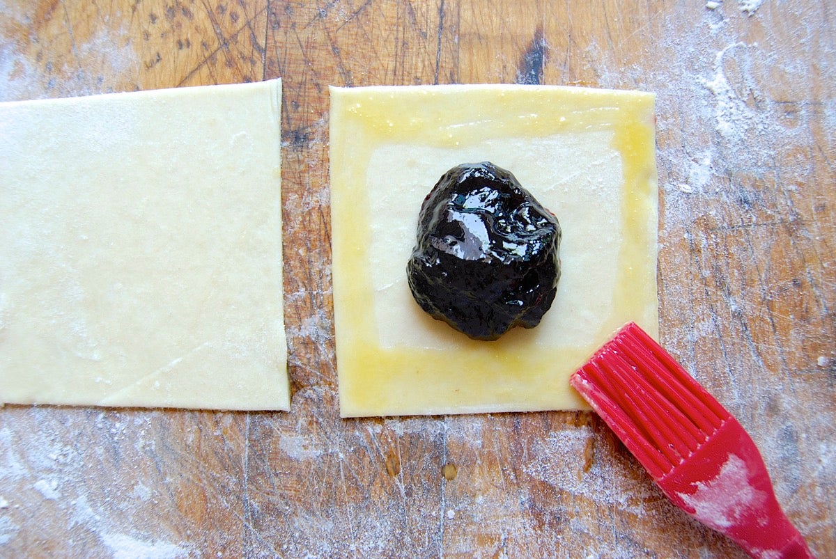 Return of Hand Pies via @kingarthurflour