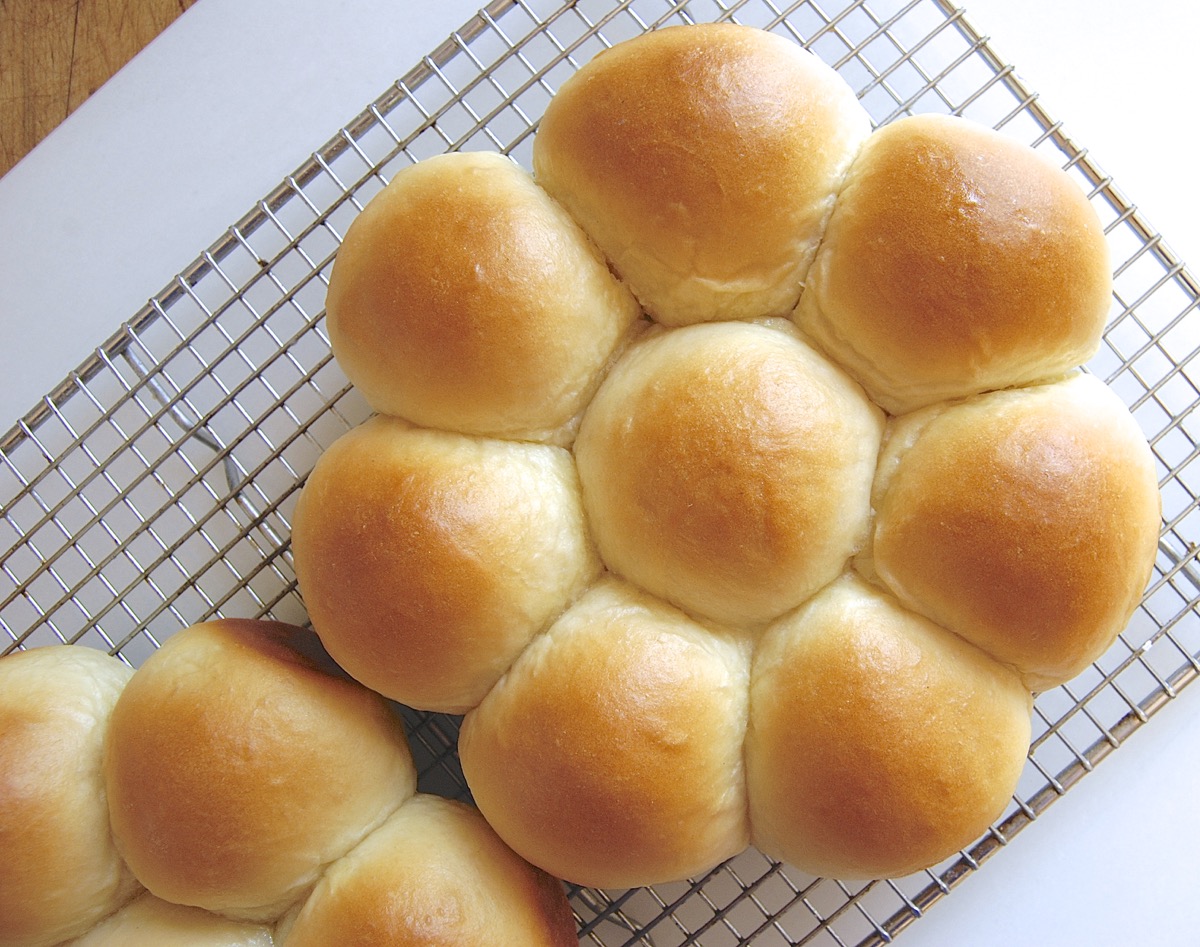 Winter to Summer Yeast Baking via @kingarthurflour