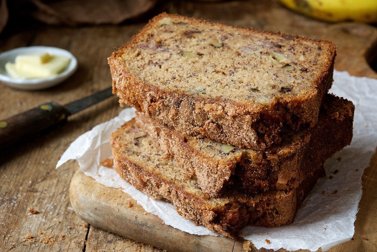 Whole-Grain Banana Bread via @kingarthurflour