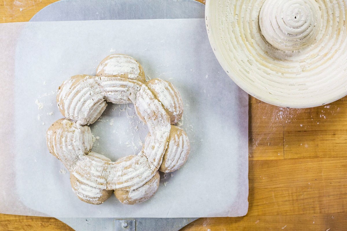 How to Shape a Couronne via @kingarthurflour