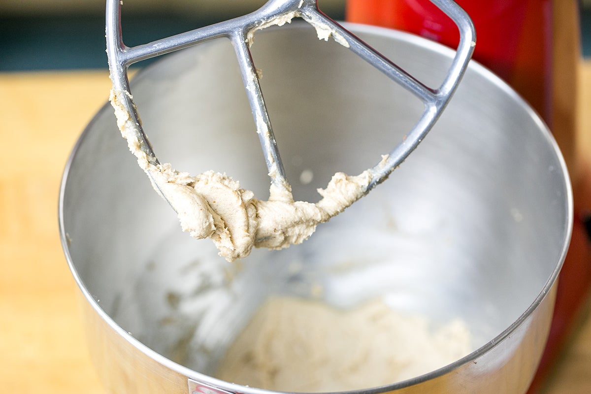 How to make sticky buns via @kingarthurflour