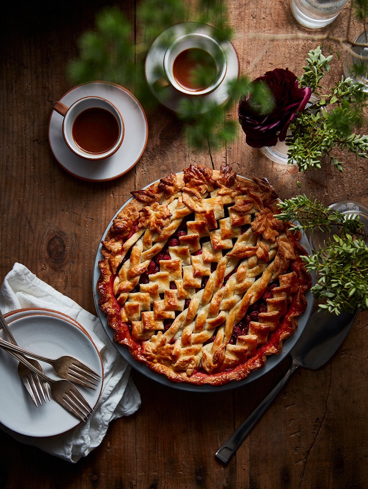 Fancy pie crust via @kingarthurflour