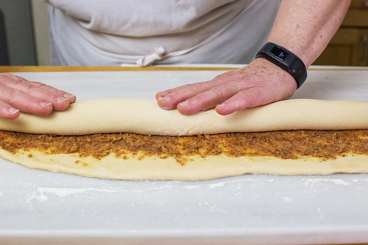 how to shape a coffeecake wreath via @kingarthurflour