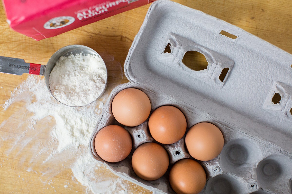 How to make fluffy pancakes via @kingarthurflour