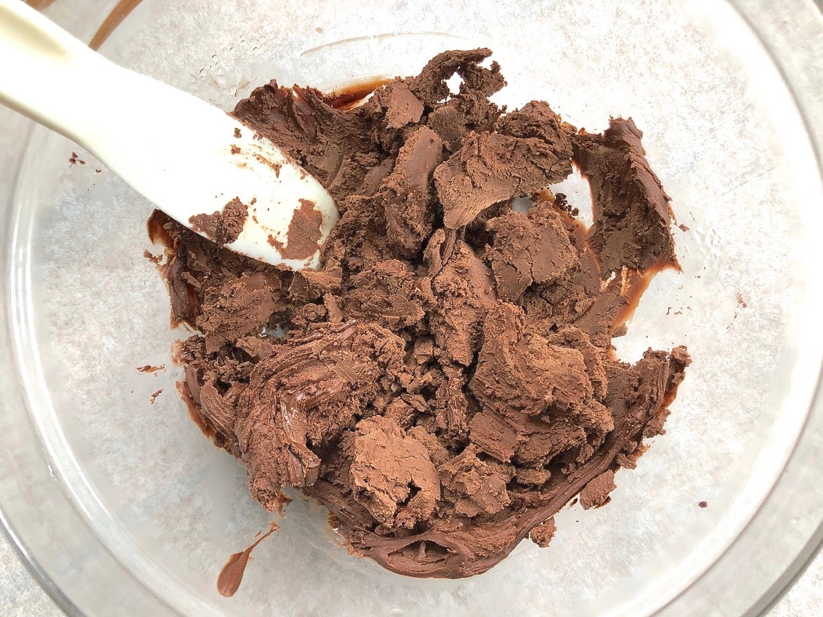 How to melt chocolate via @kingarthurflour