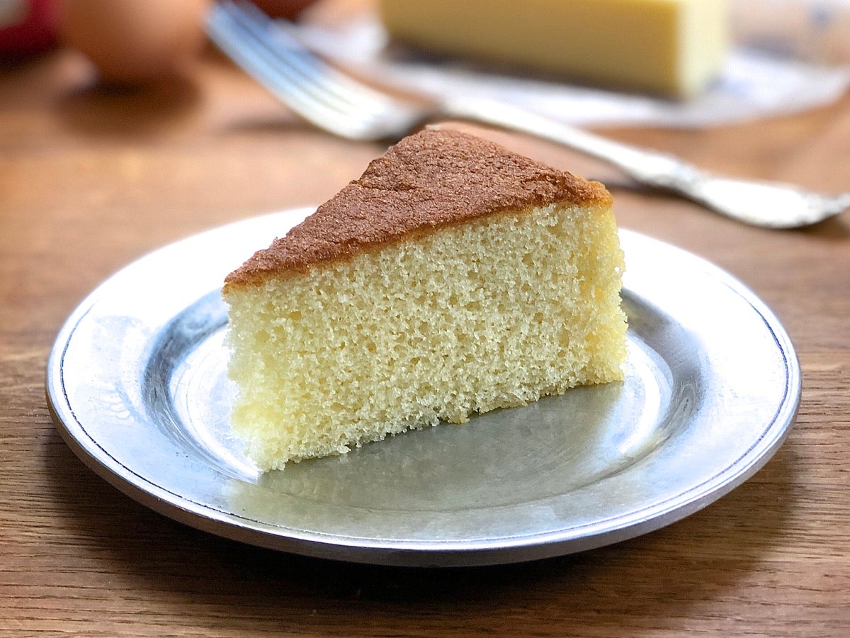 How to bake high-rising cakes via @kingarthurflour