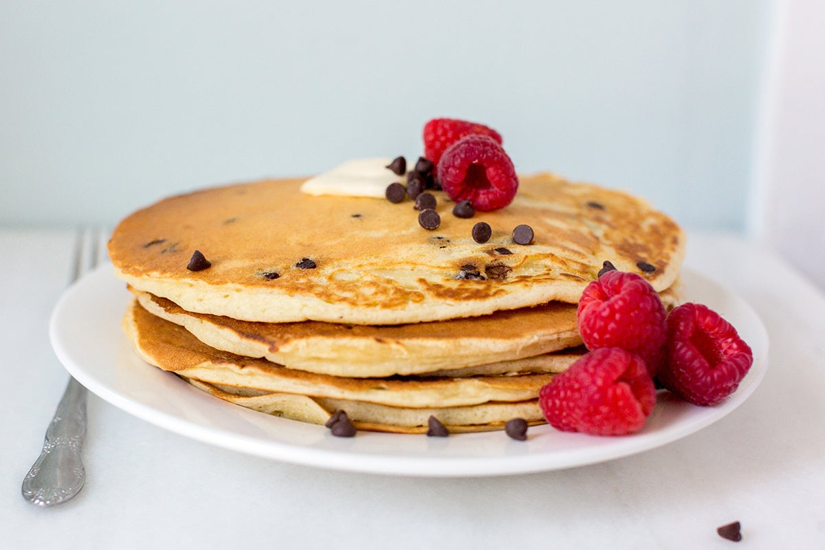 How to make diner pancakes via @kingarthurflour