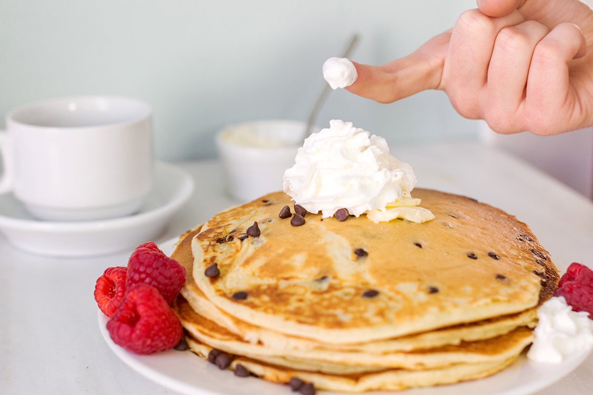 How to make diner pancakes via @kingarthurflour