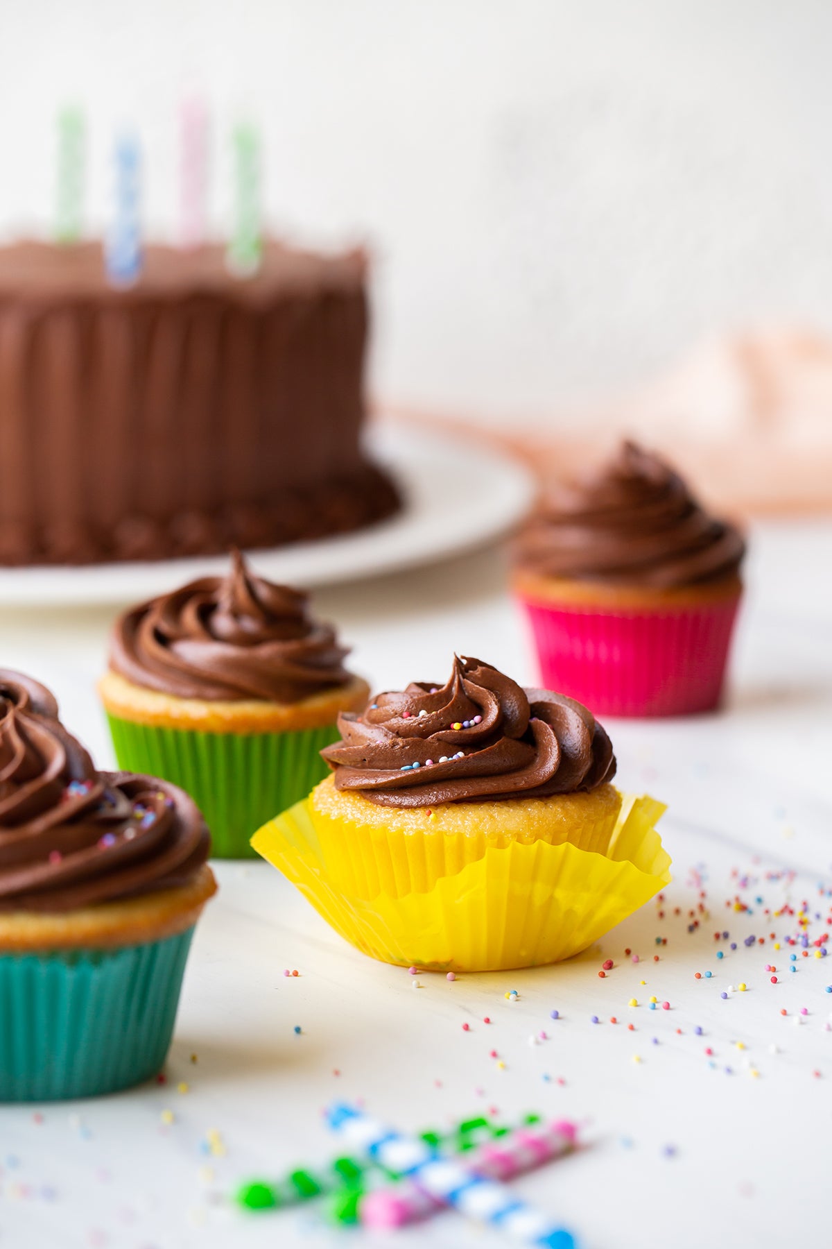 How to convert cake to cupcakes via @kingarthurflour