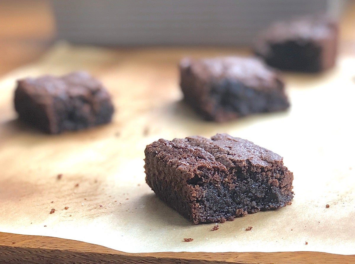 Almond Flour Brownies via @kingarthurflour