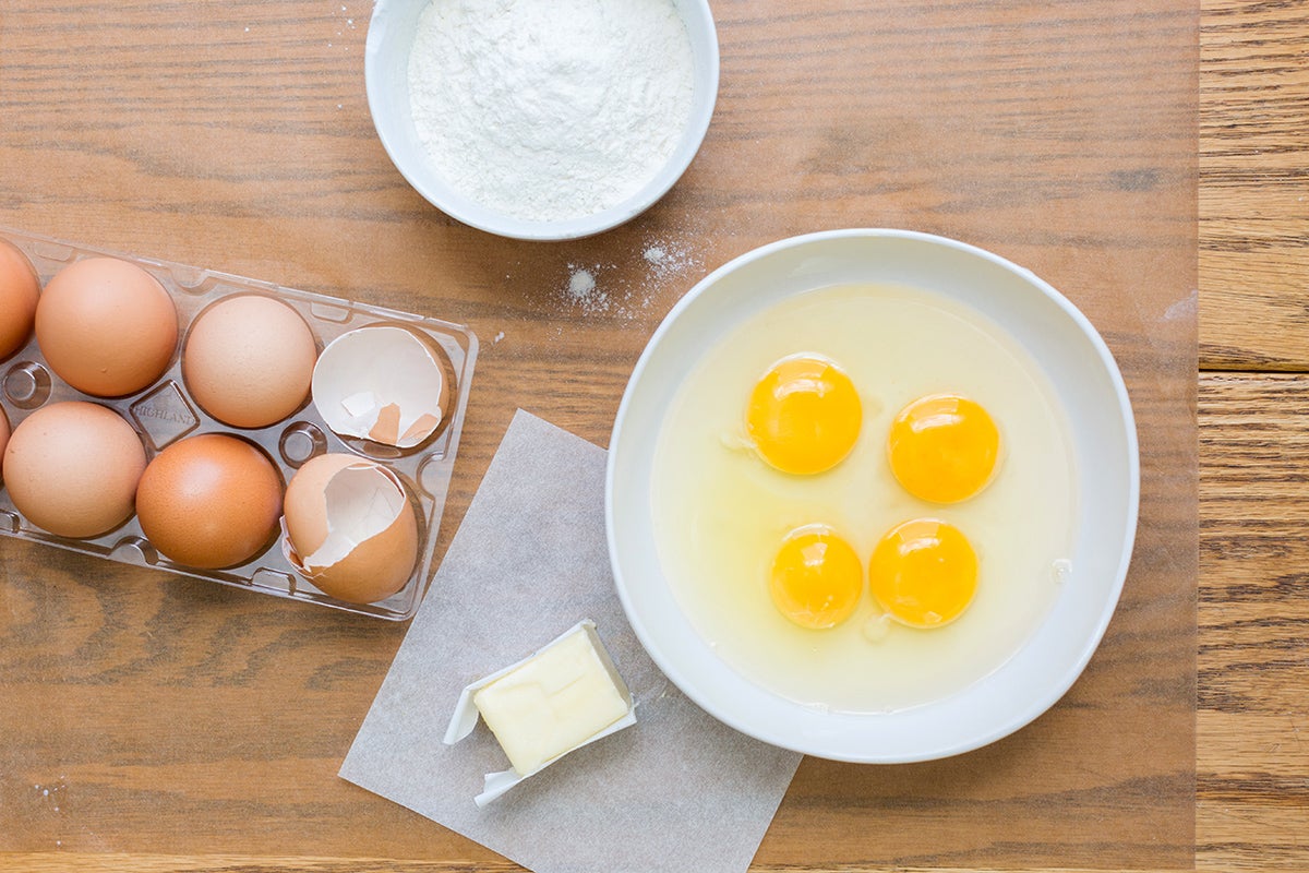 How to make delicate and thin pancakes via @kingarthurflour