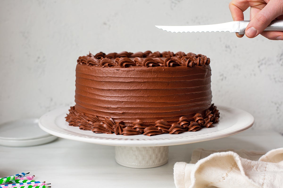 The best way to cut cake via @kingarthurflour