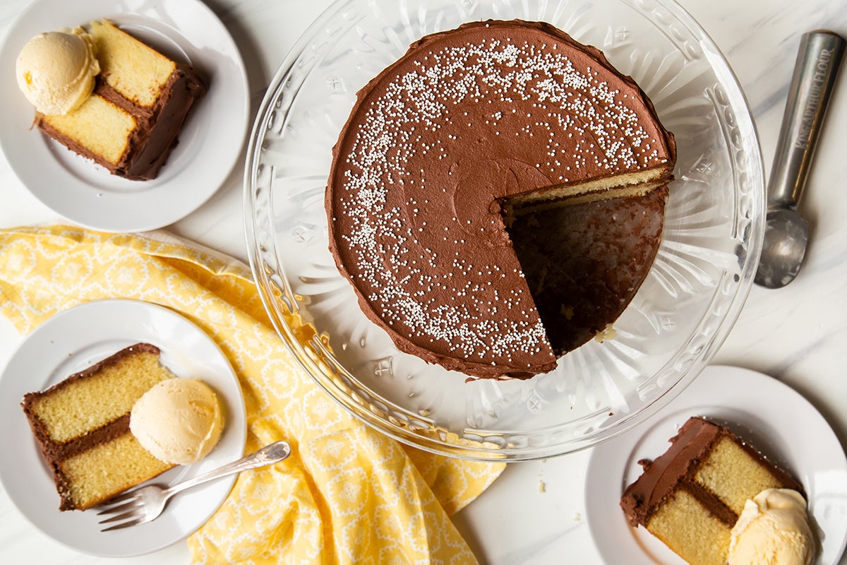 The best way to cut cake via @kingarthurflour