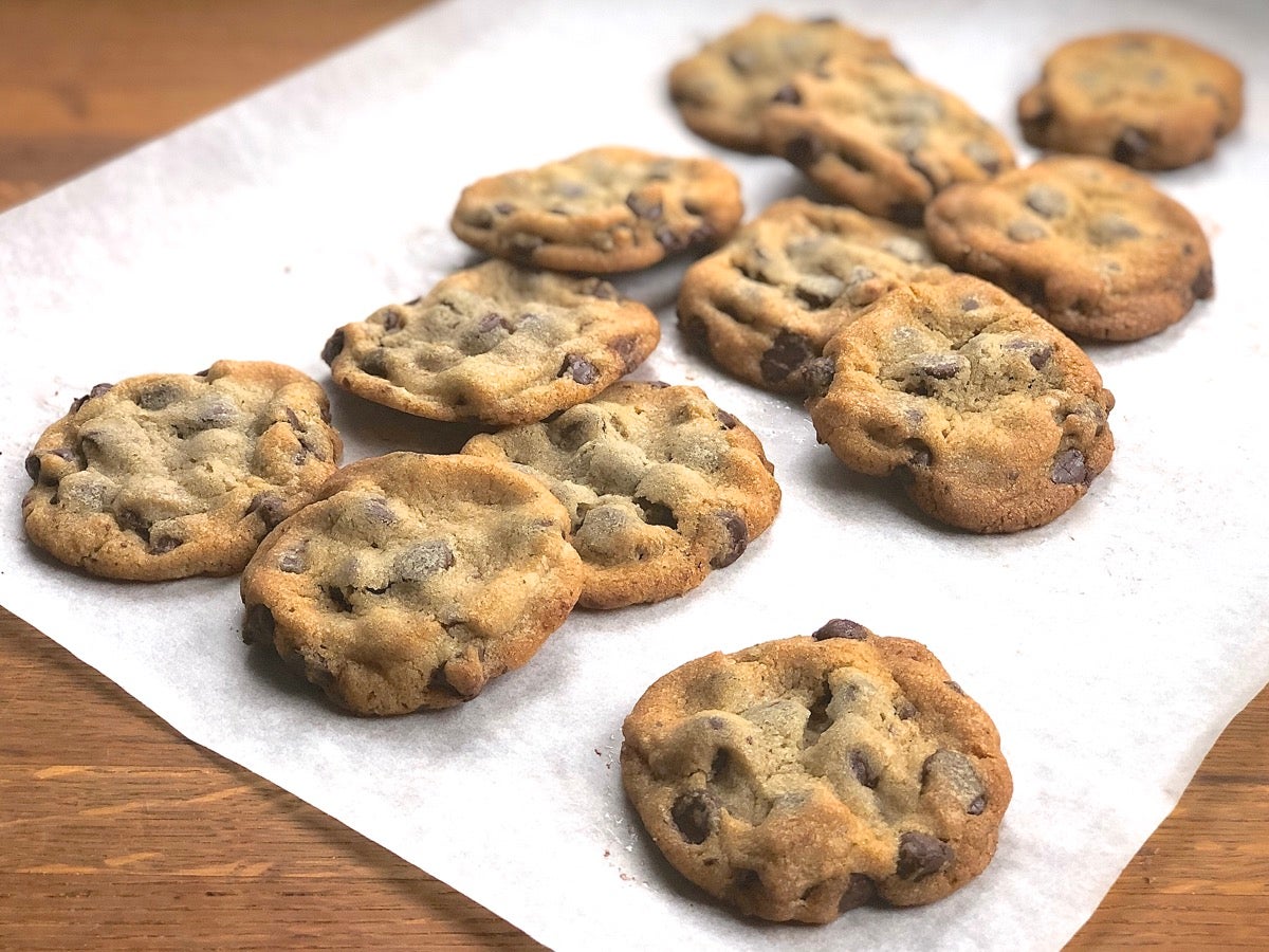 A simple way to shape cookies via @kingarthurflour