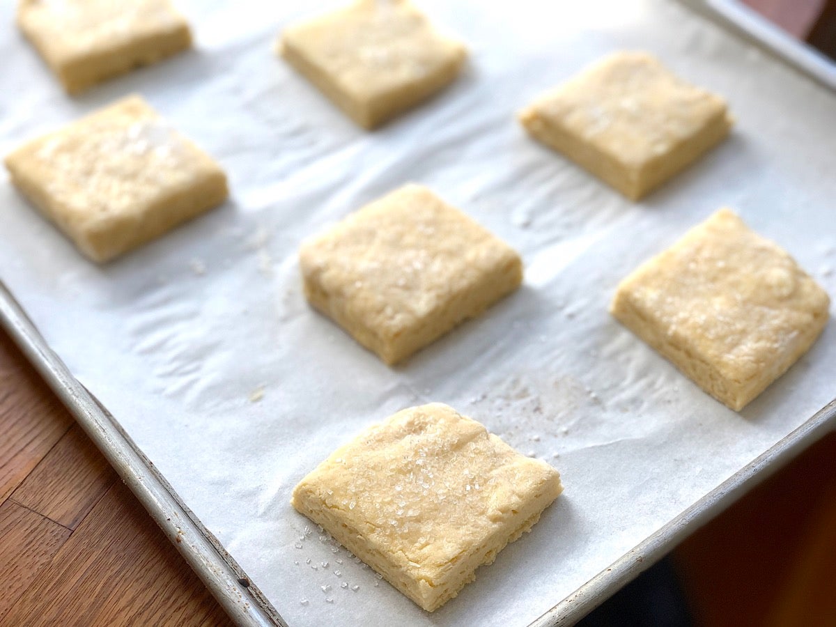 How to build great strawberry shortcake via @kingarthurflour