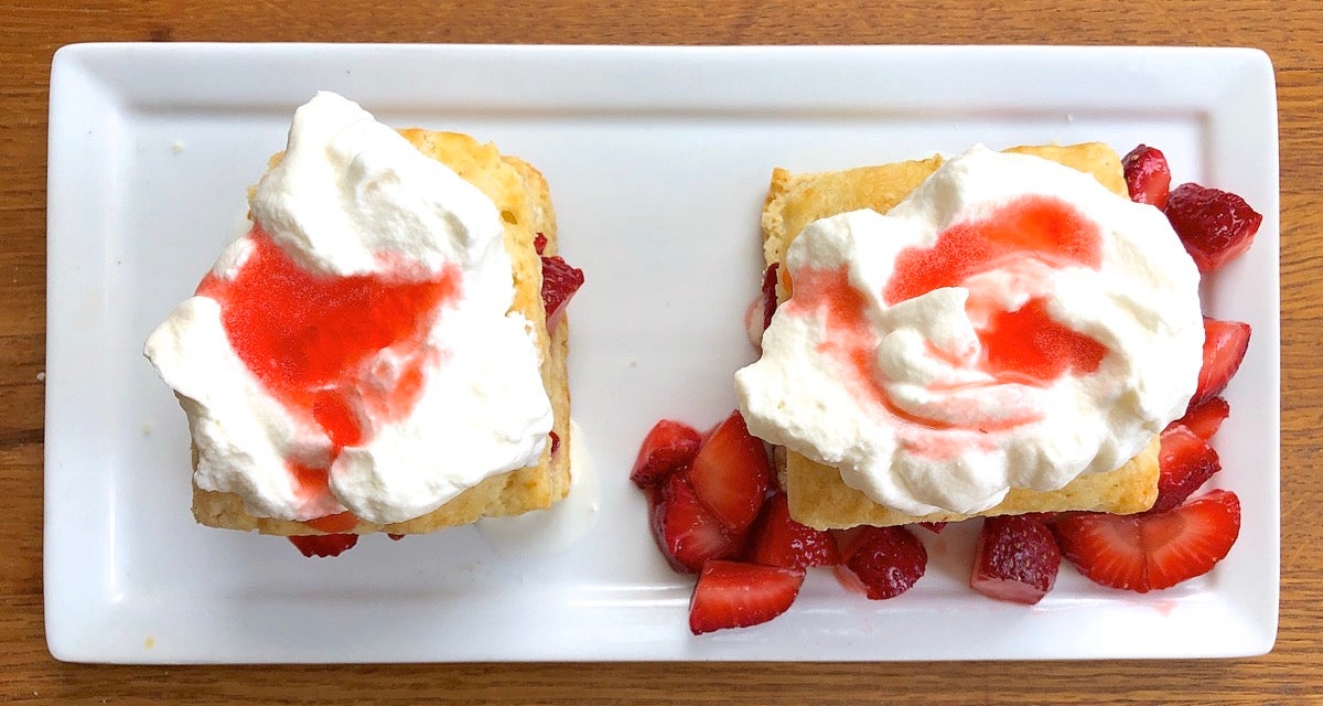 How to build great strawberry shortcake via @kingarthurflour