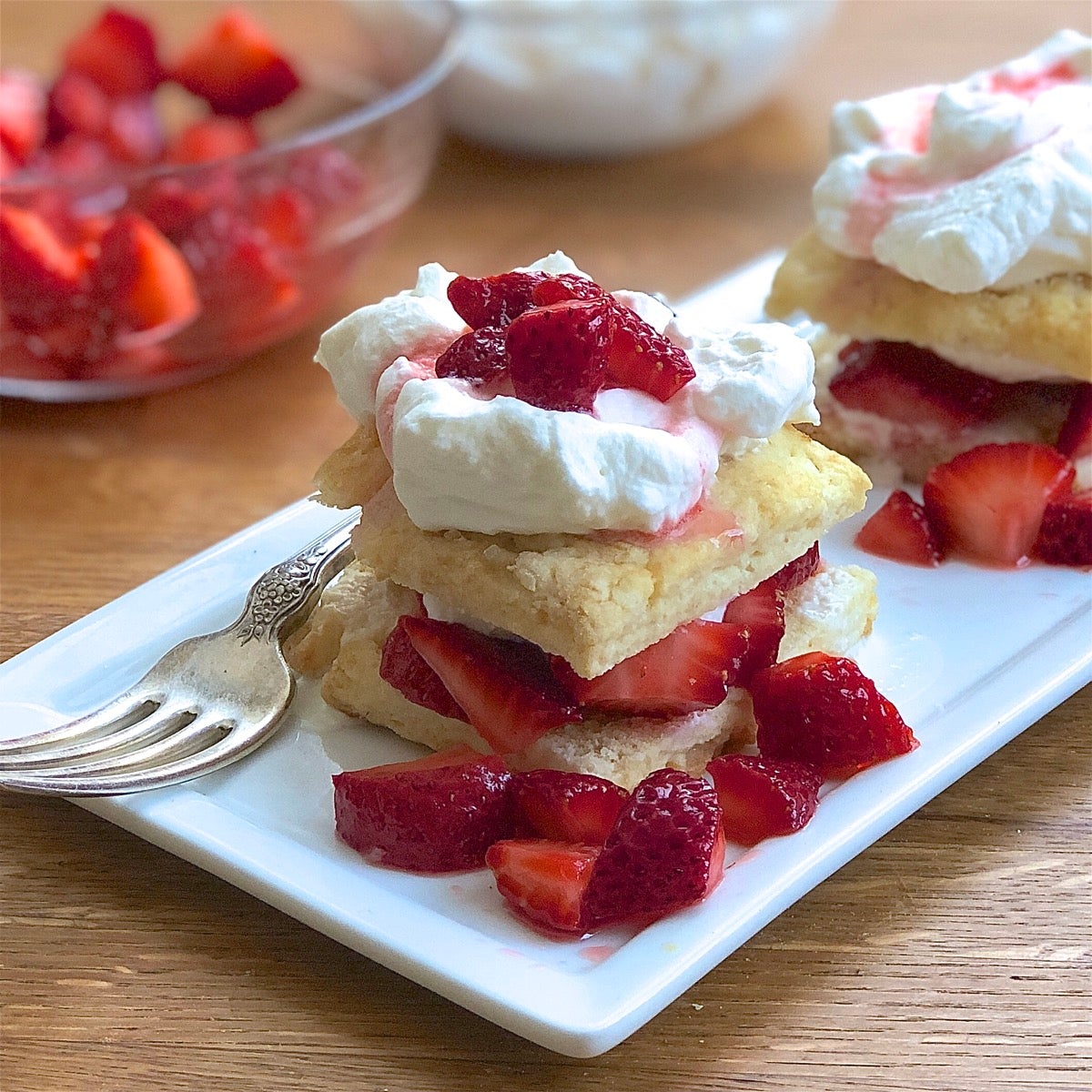 How to build great strawberry shortcake via @kingarthurflour