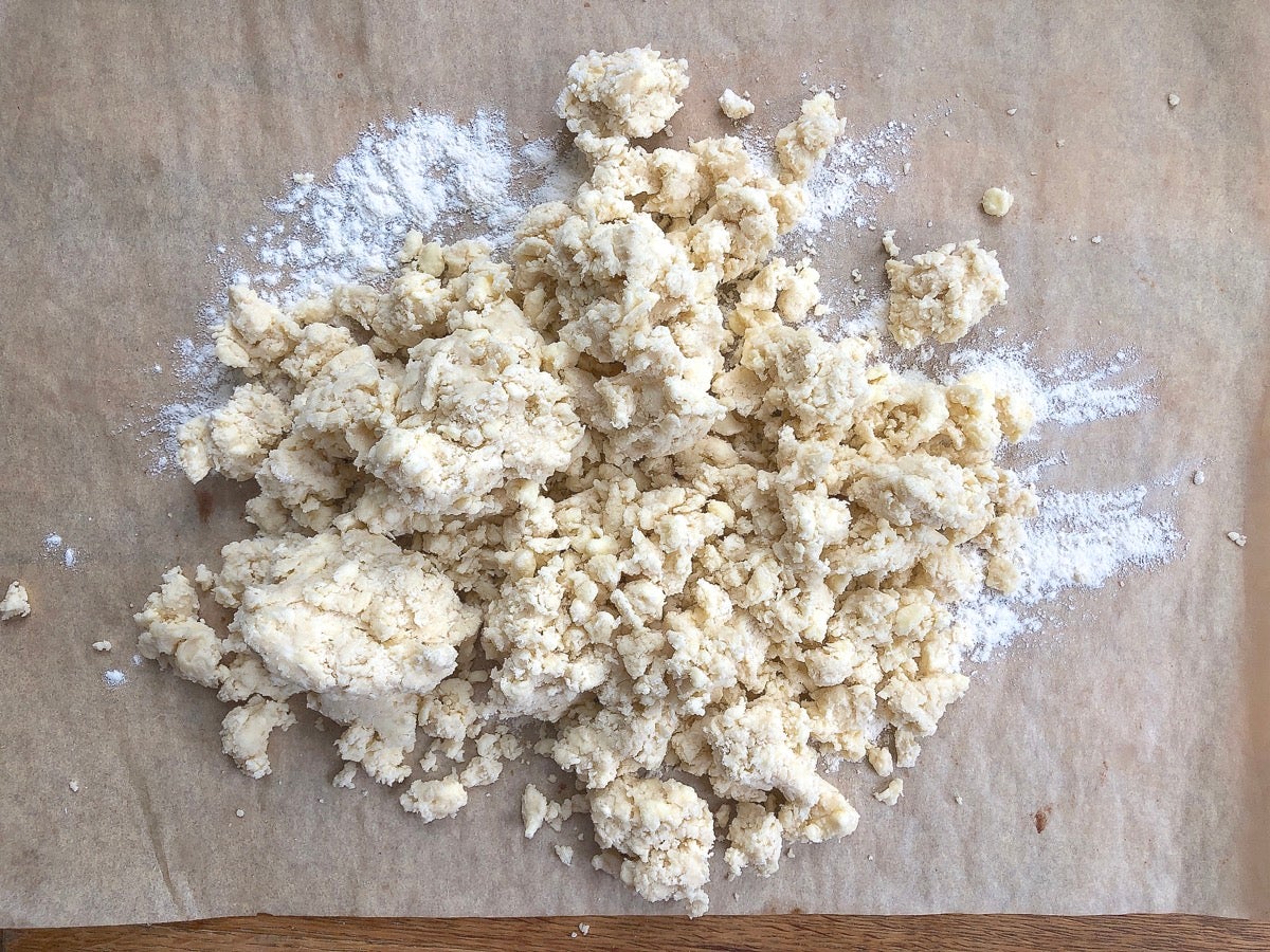 Super-flaky pie crust dough in process