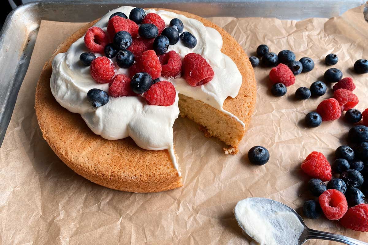 Almond flour cake