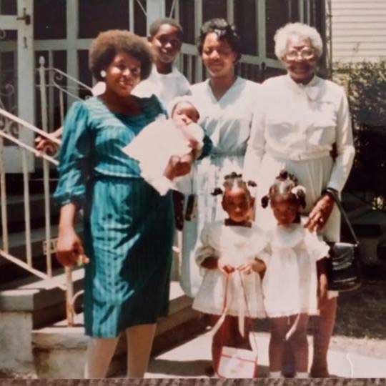 Vintage photo of Carla and her family