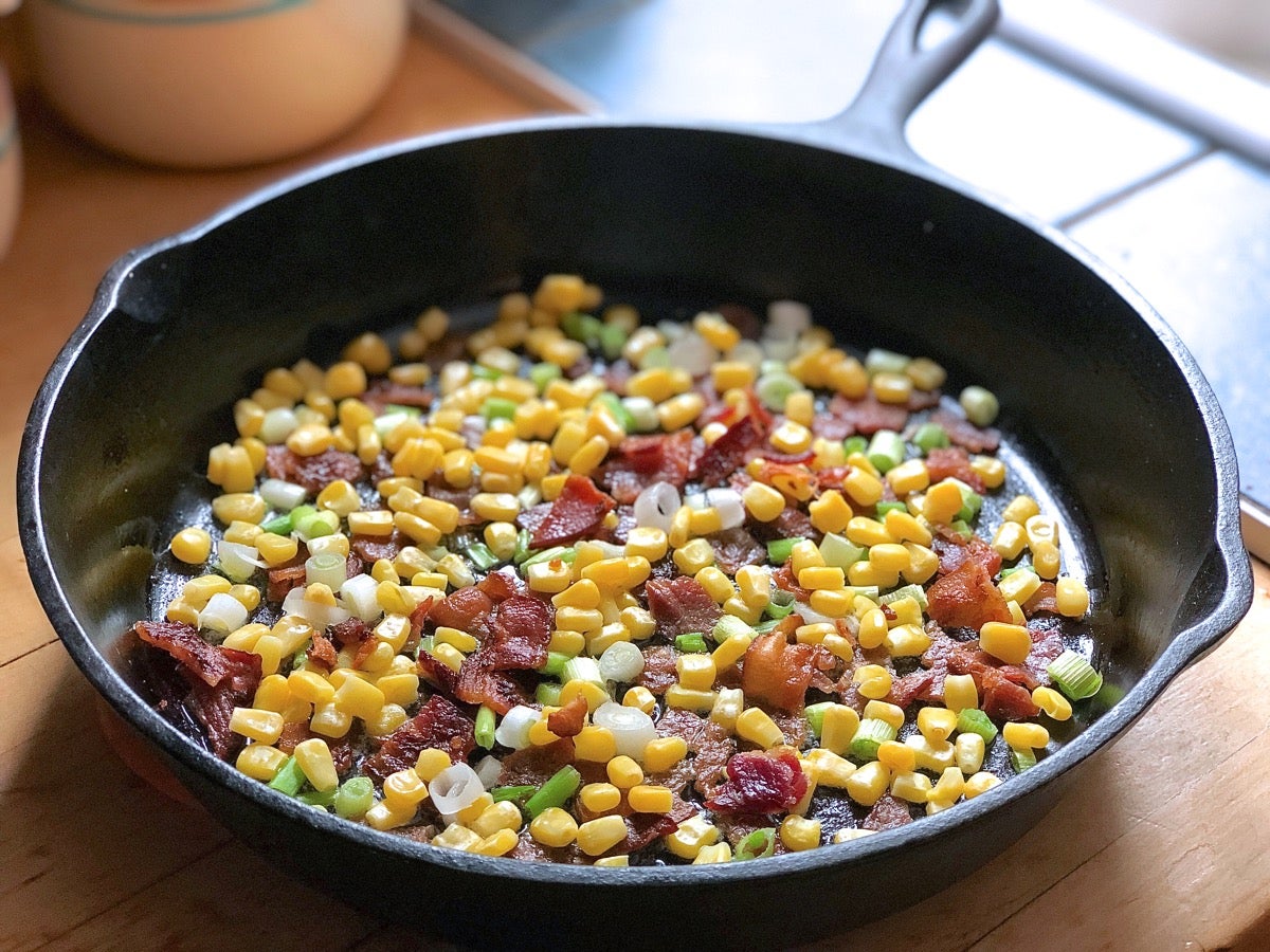 Cast-Iron Corn Bread Pan - Corn Cobs 