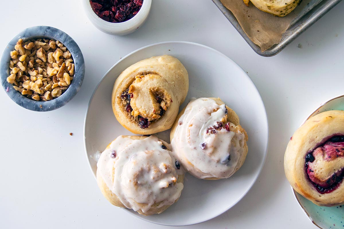 Cranberry-walnut rolls