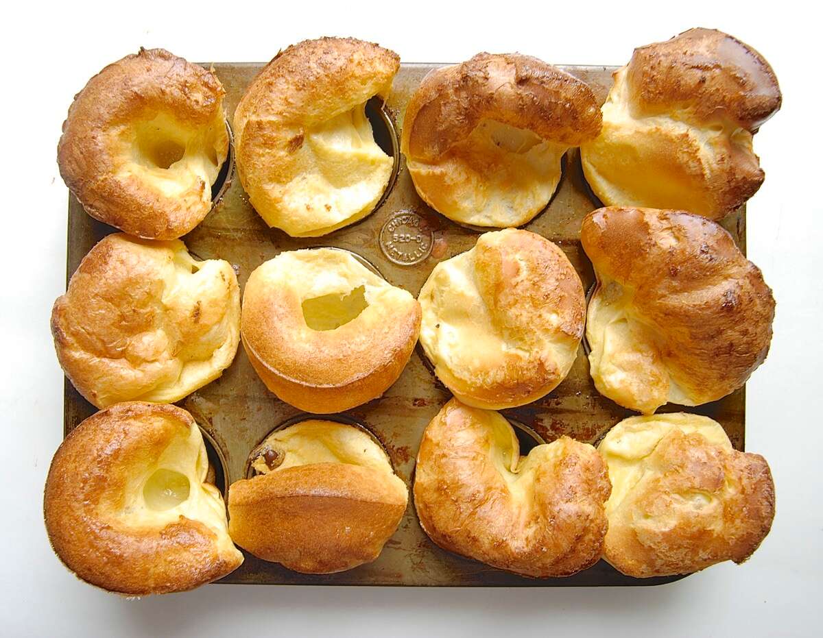 Baked popovers in muffin pan