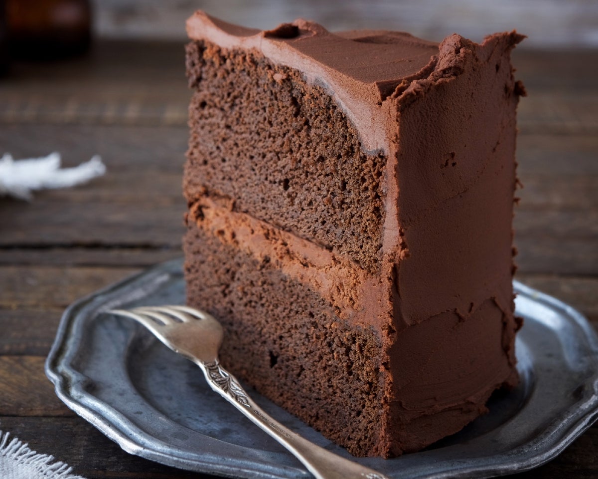 Hard chocolate cake